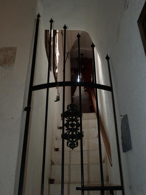 Le Petit Chateau Bed & Breakfast Dolceacqua Dış mekan fotoğraf