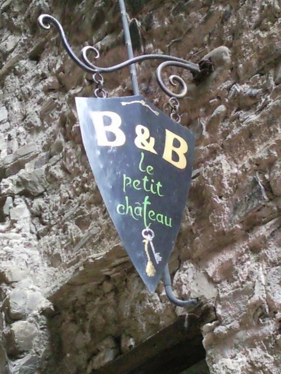Le Petit Chateau Bed & Breakfast Dolceacqua Dış mekan fotoğraf
